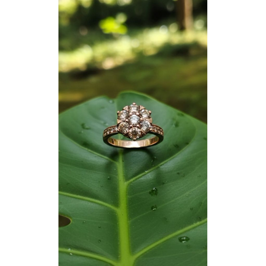 Cincin Berlian dan Emas