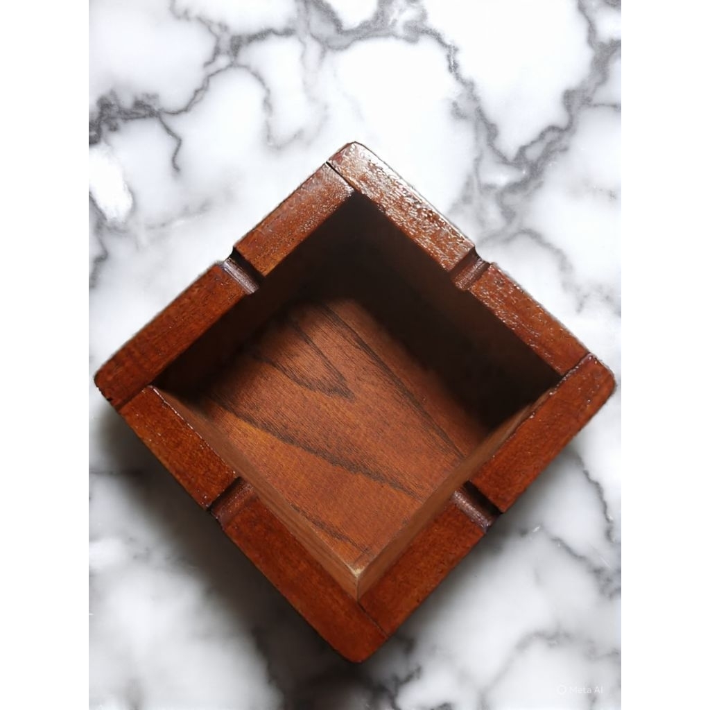 asbak kayu jati finishing halus plitur+vernis mengkilap kreasi pemuda Jepara