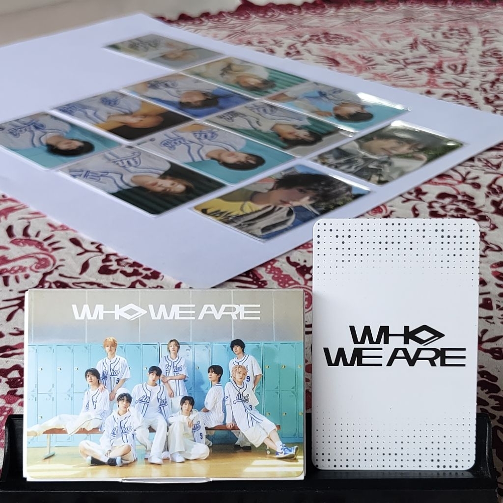 AHOF Album Only Who We Are QR ver.