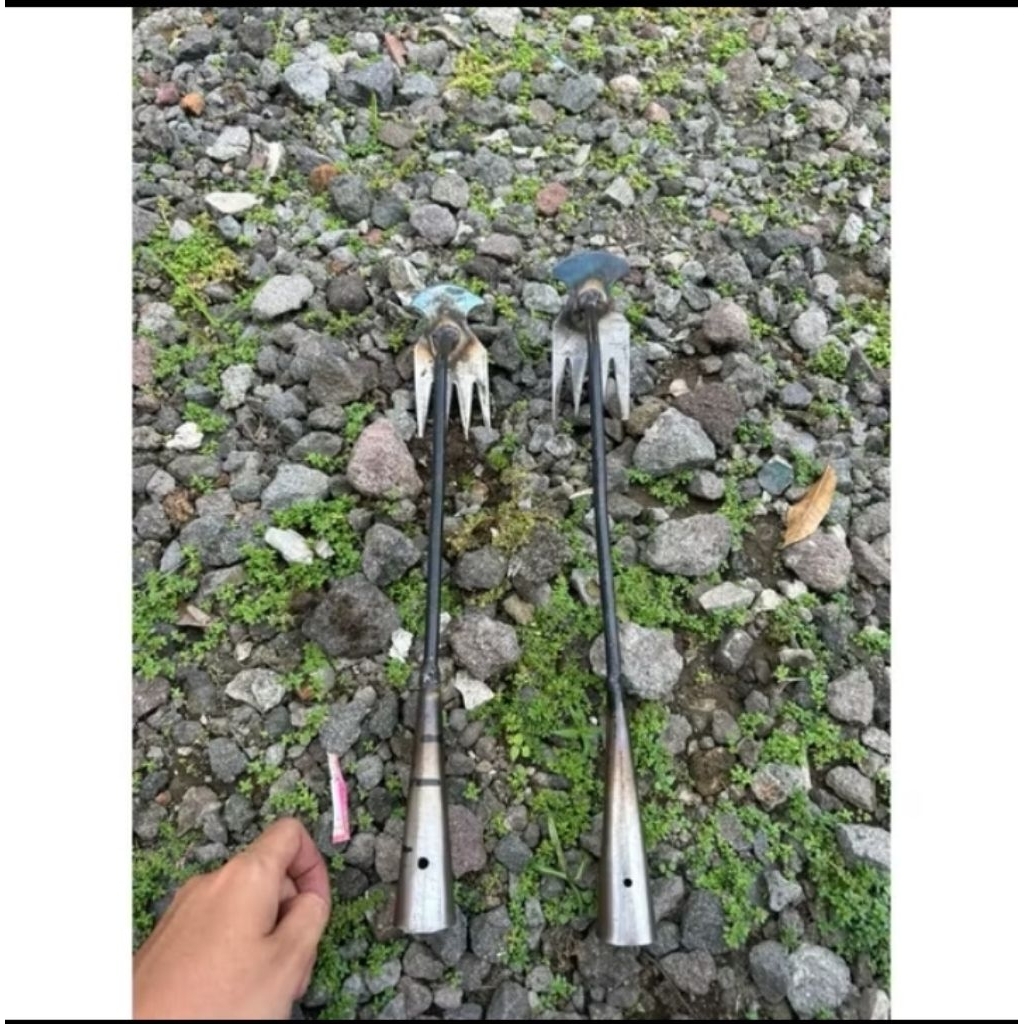 alat pencabut rumput liar multifungsi-garuk rumput liar untuk halaman rumah