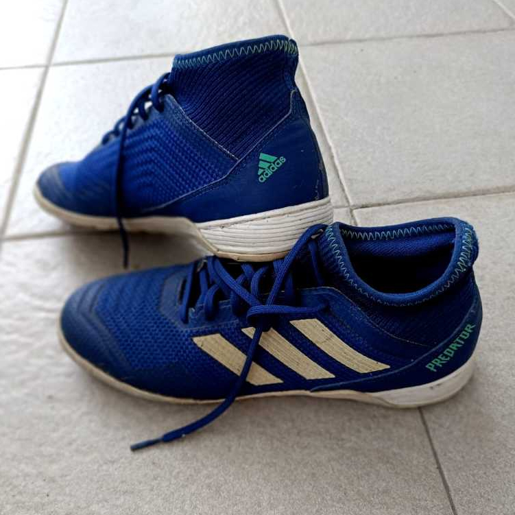 Sepatu Futsal Adidas Predator Original