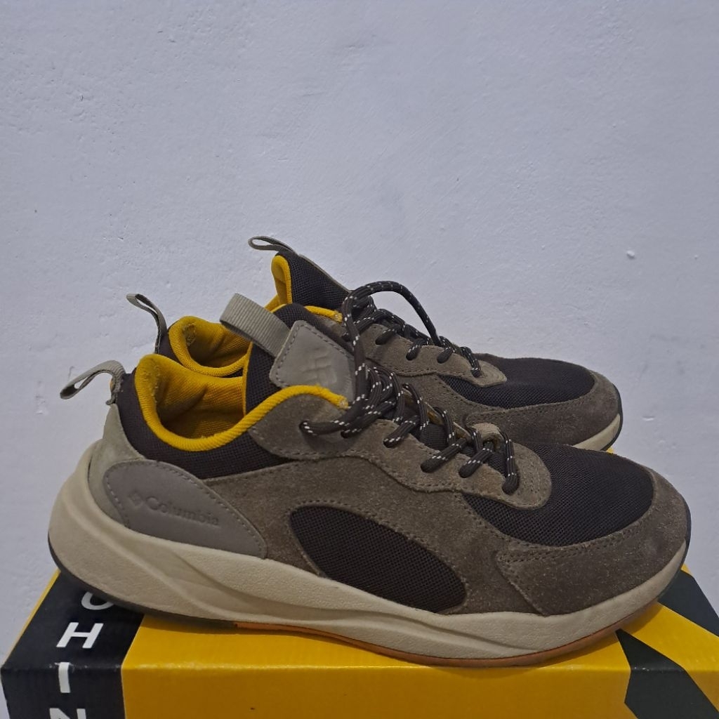 Sepatu Outdoor Columbia Men's Pivot