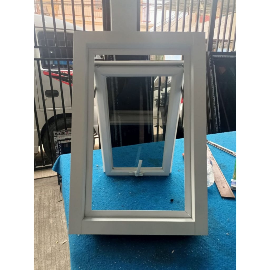 Jendela Casement Aluminium 50x100 JUNGKIT-Ready non PO