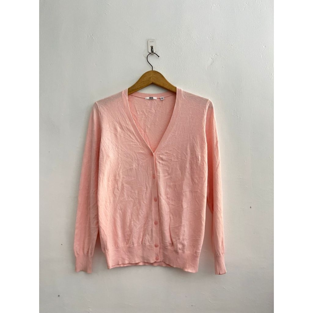 Uniqlo Cardigan Rajut Pink