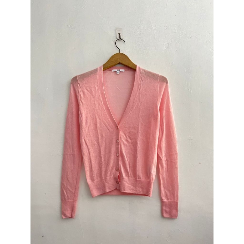 Uniqlo Knitwear Rajut