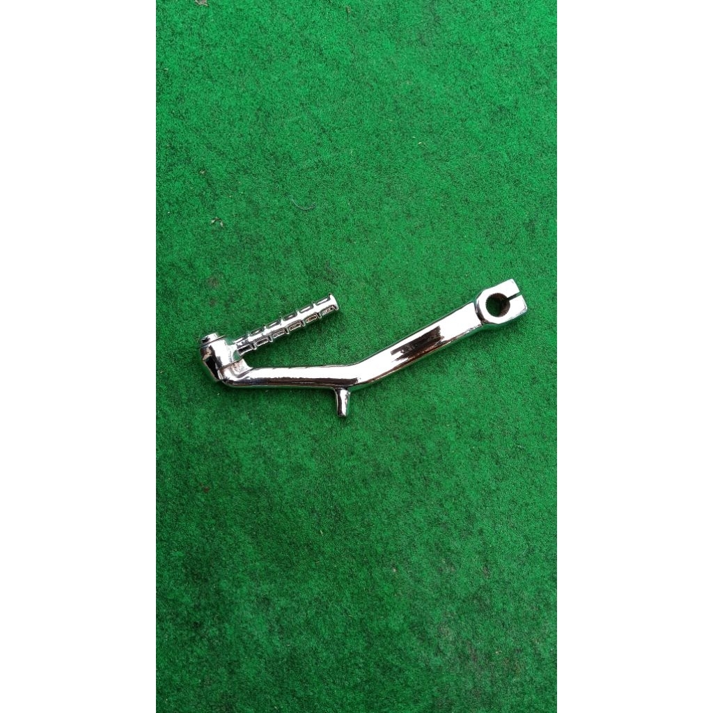 SELAHAN ENGKOLAN SKYWAVE 125 CHROME ORIGINAL SGP