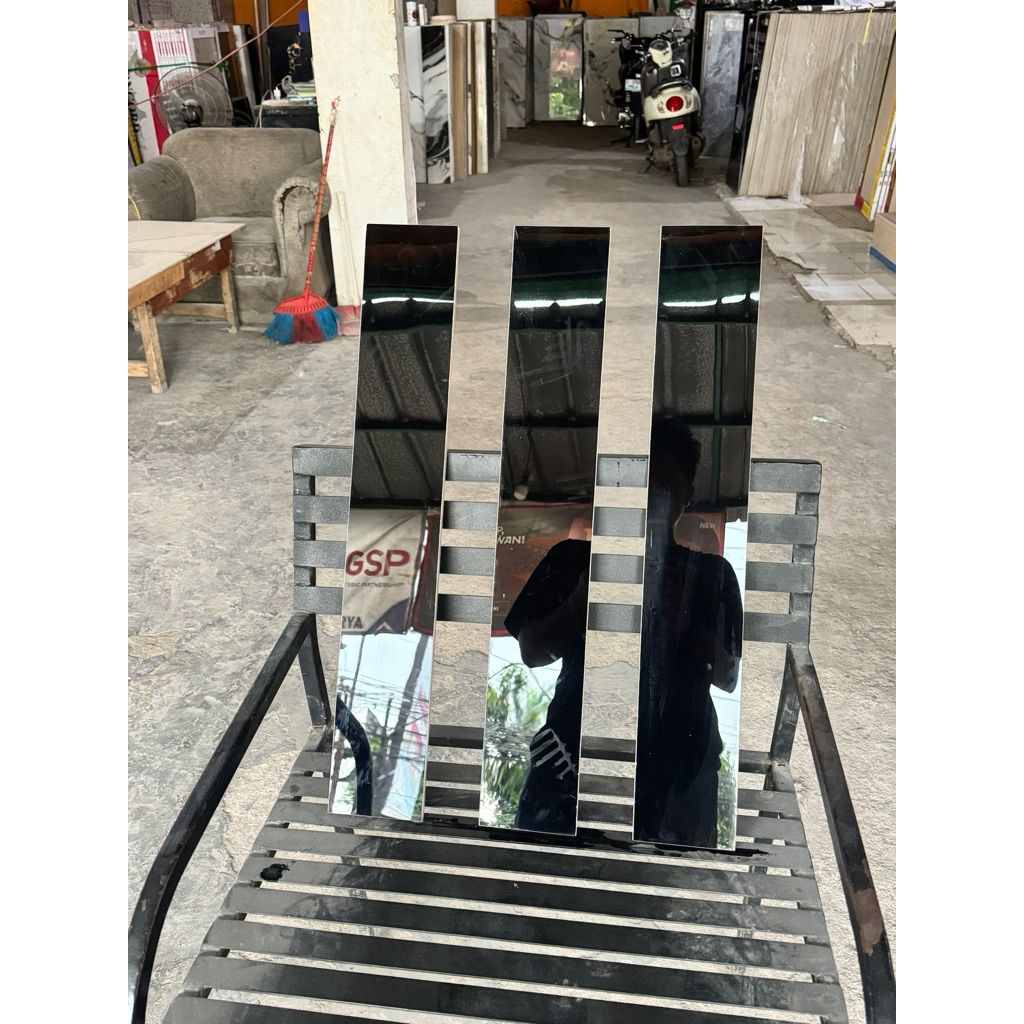 Granit Plin Hitam polos 10x60