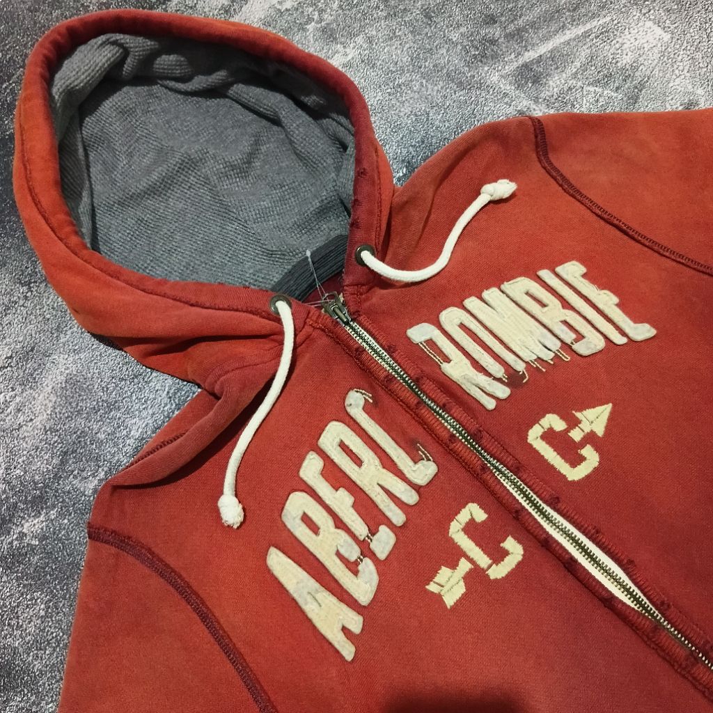 ZIPPER HOODIE ABERCROMBIE & FITCH (mohon baca deskripsi)