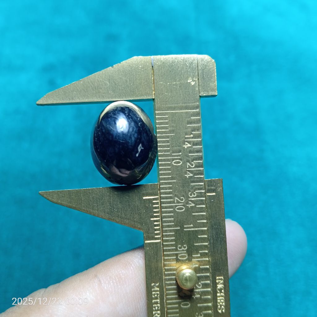 batu Wsi hirang/(hitam)