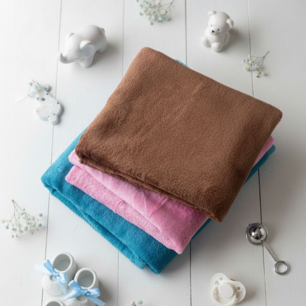 Selimut Bayi Newborn - bulu lembut polos