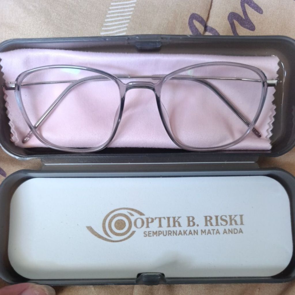 NEW KACAMATA MINUS 01, OPTIK B.RISKI (liat deskripsi)