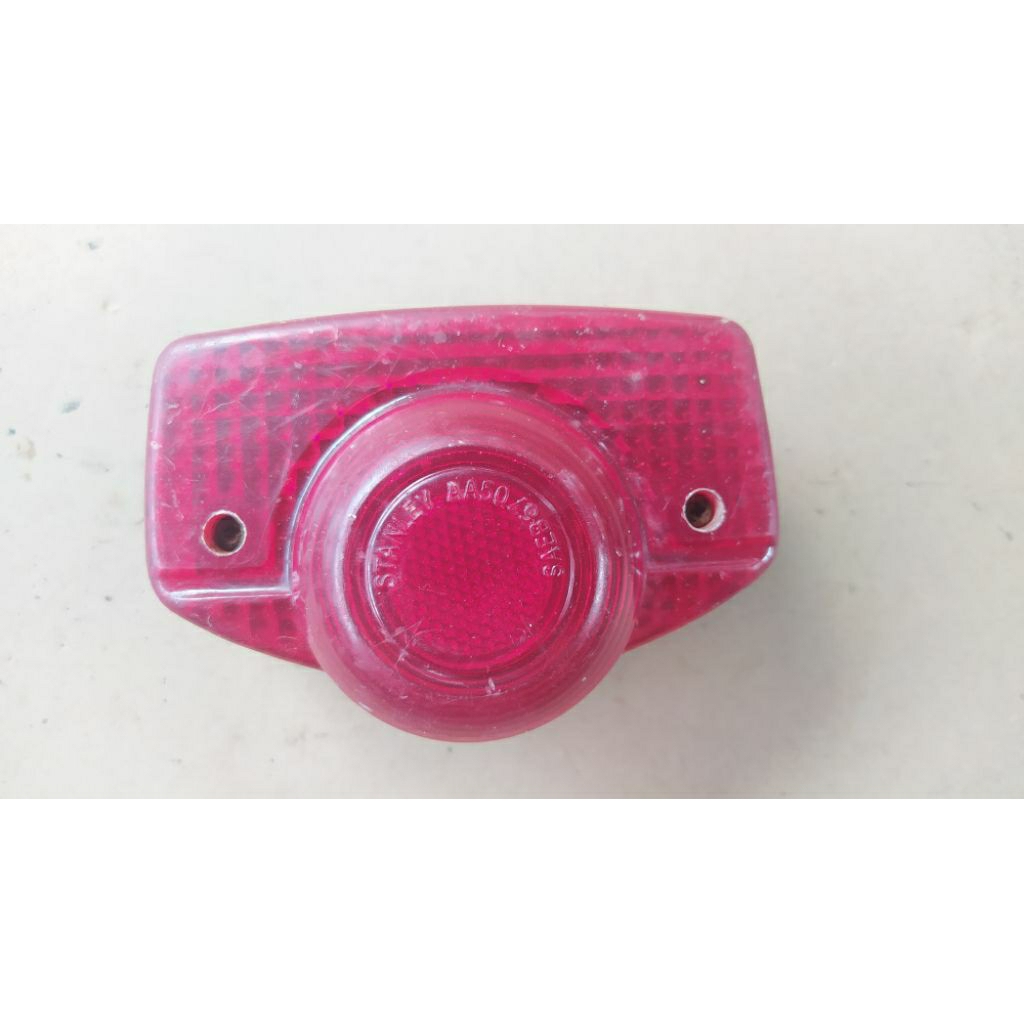 stoplam lampu belakang cb100 s90