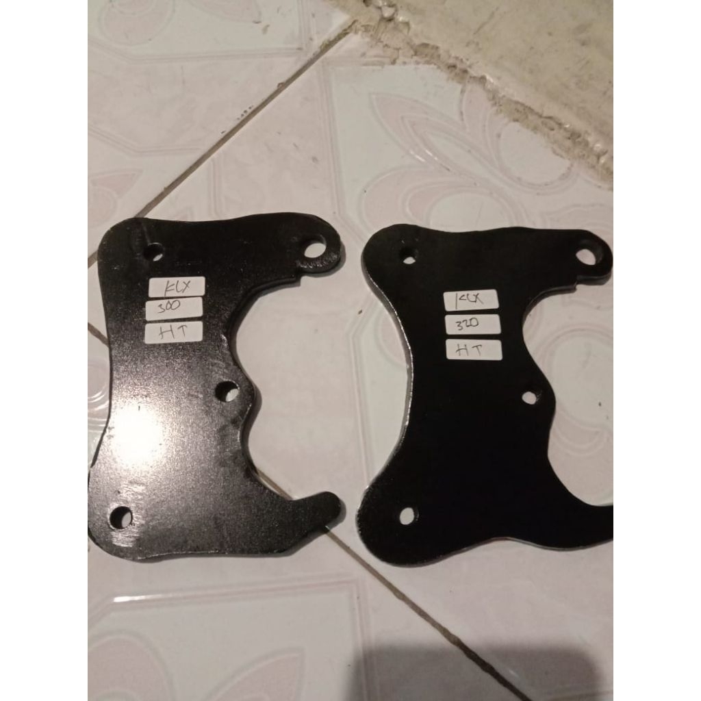 Bracket cakram lebar klx 300,320 usd ht