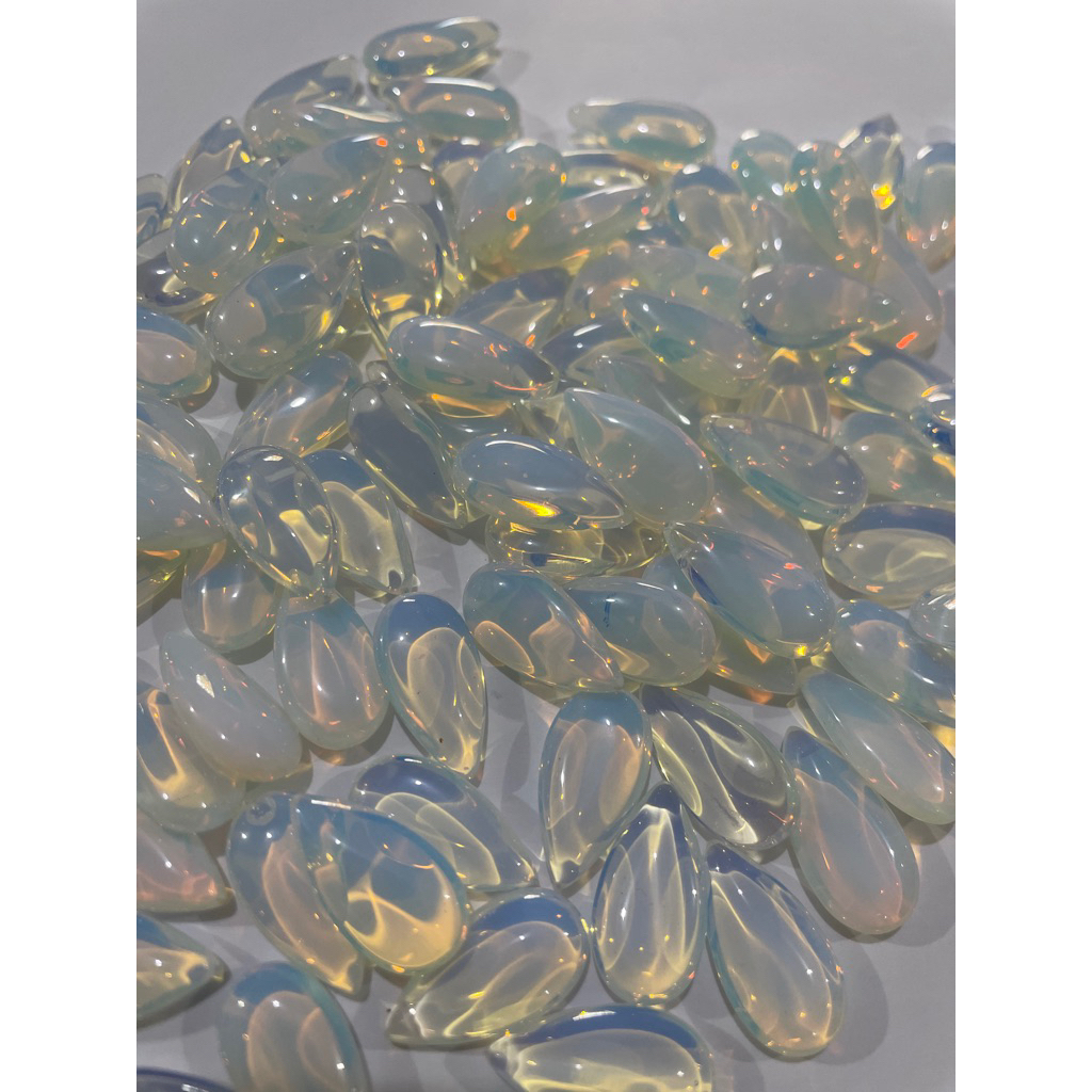 Permata Moonstone//opalite