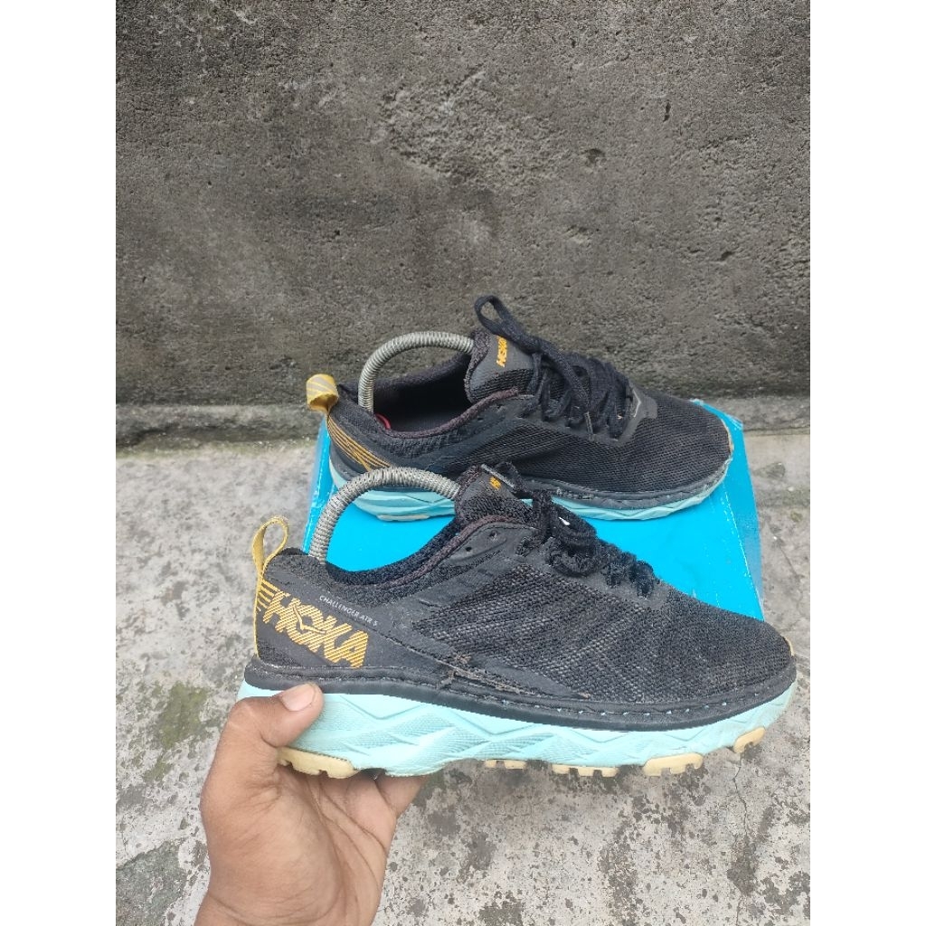 shoes hoka black original