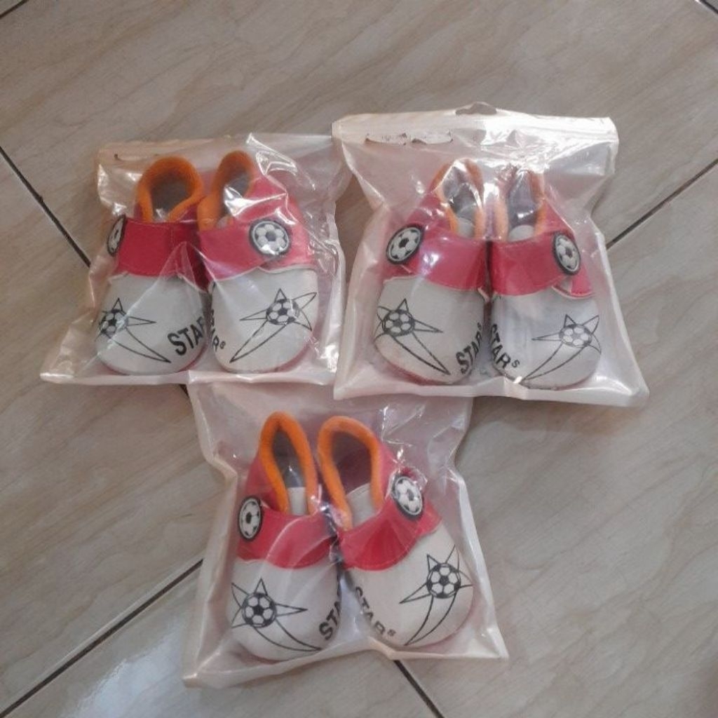 S3. Sepatu Newborn star bola,panjang telpak sepatu 11,5cm