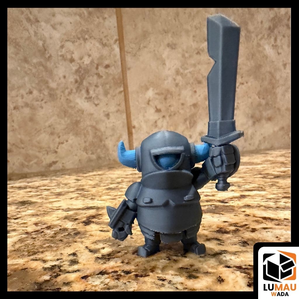 Pajangan Figure Mini P.E.K.K.A Clash of Clans & Clash Royale - Pajangan Meja Ksatria Hitam Premium