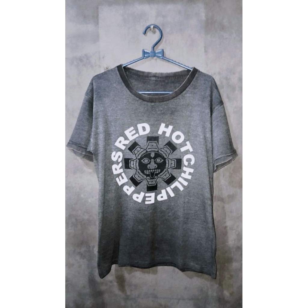 T-Shirt Red Hot Chili Peppers Preloved