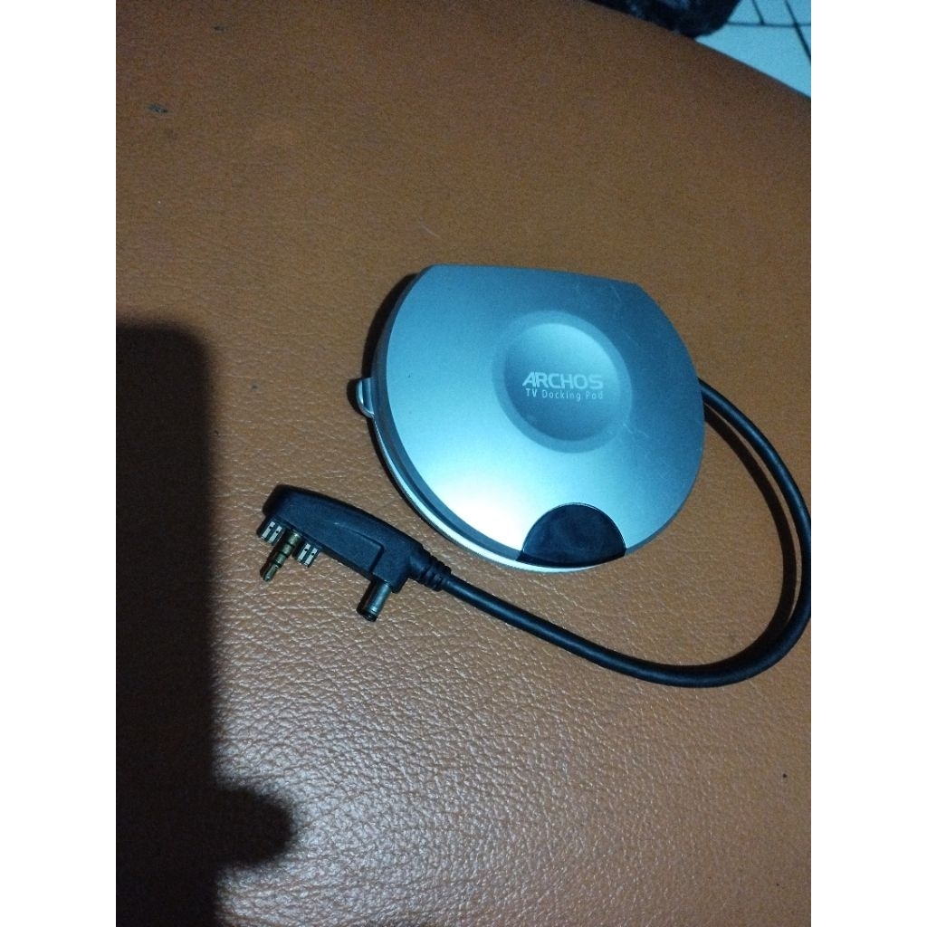 archos 3200 tv docking pad (untest)