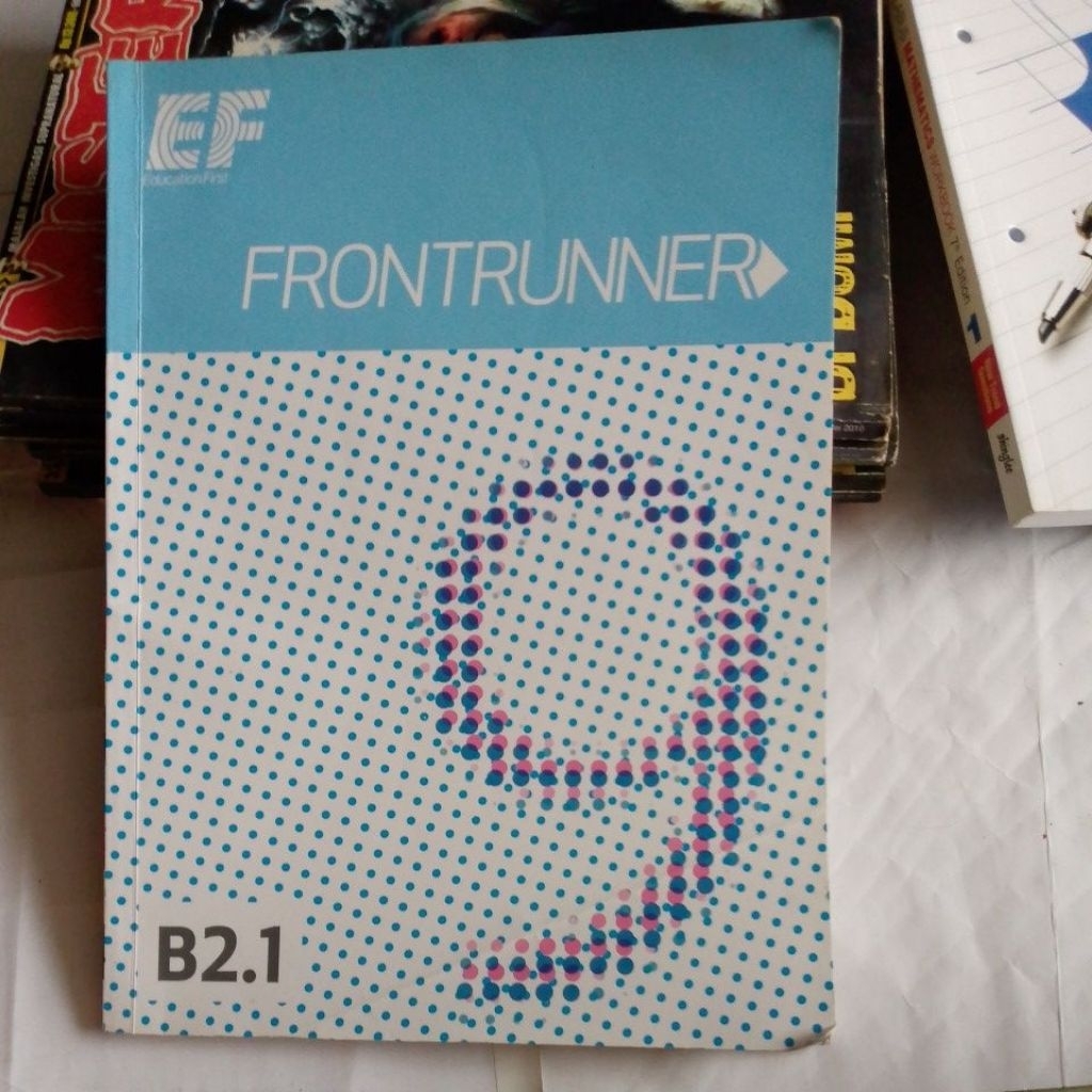 BUKU EF FRONTRUNNER