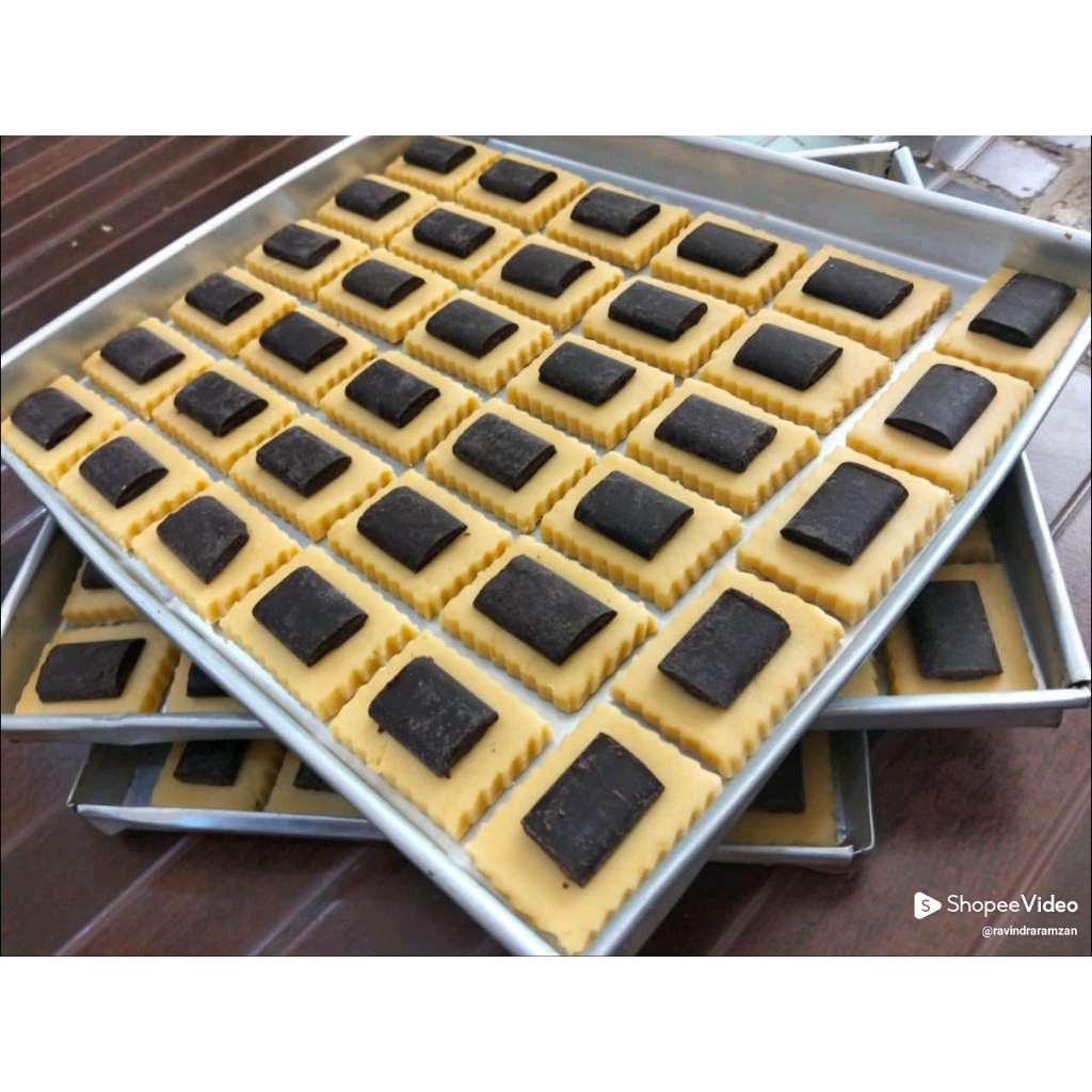kue stik coklat