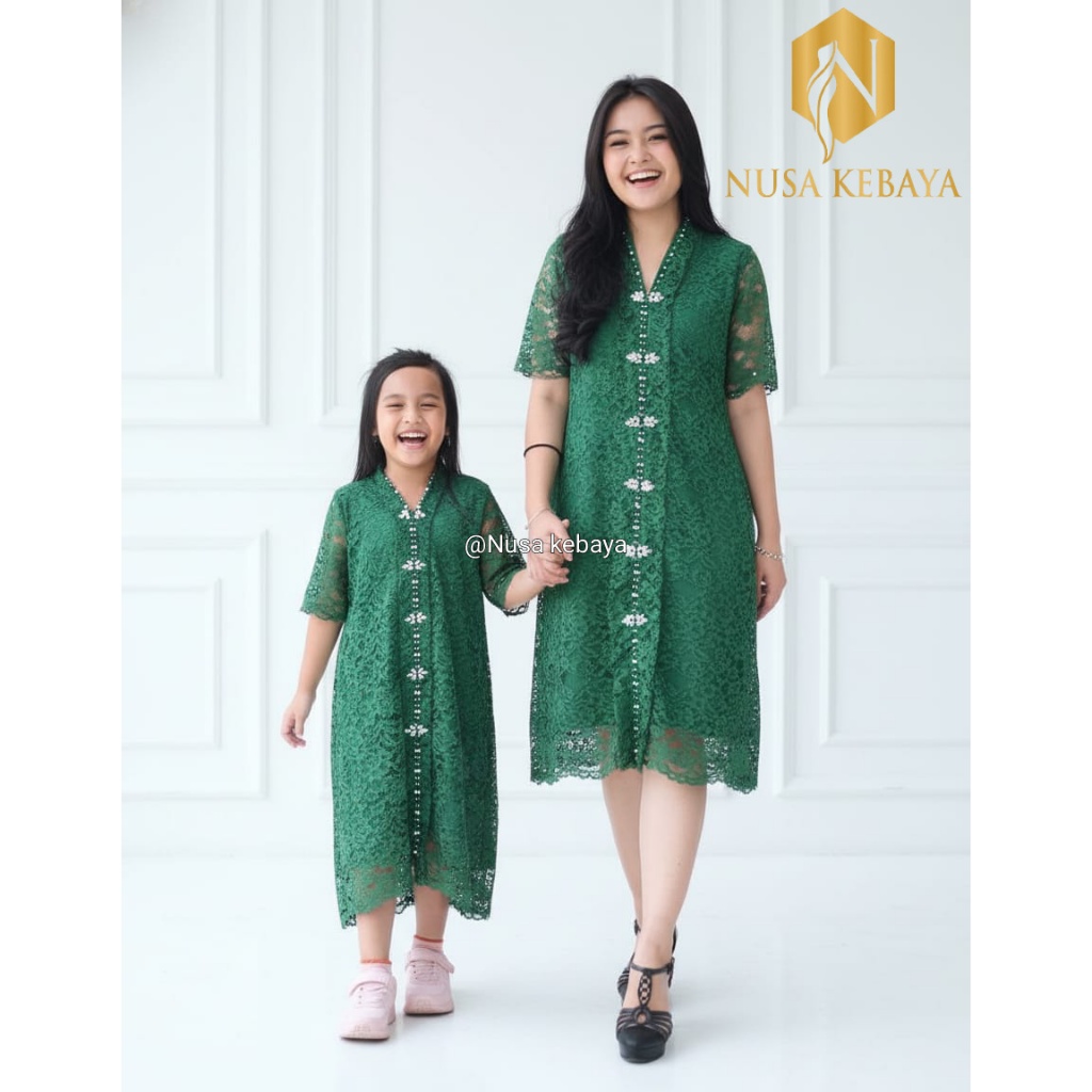 Nusa_Kebaya Dres Couple Ibu dan Anak Perempuan / Midi Dres Kondangan Couple / Dres Natal Kekinian