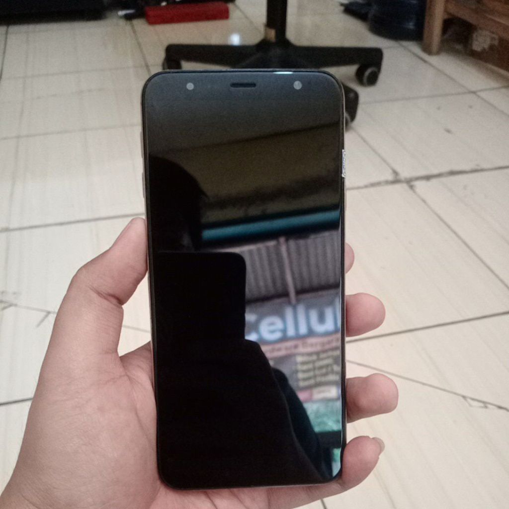 Samsung Galaxy J4+ Plus 2Gb/32 4G LTE Siap Pakai Second