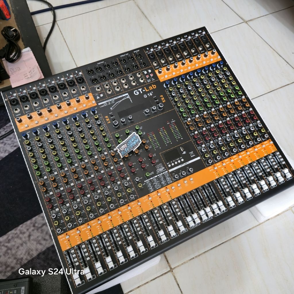Mixer Analog RDW GT Lab 16 / G16 / G 16 + KOMPRES PLUS FX 2 - 16 channel
