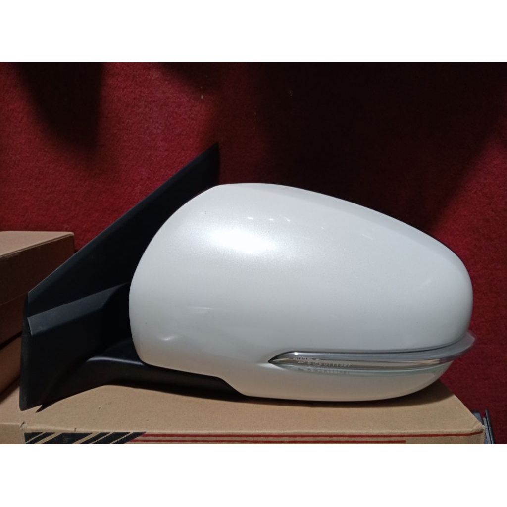 spion mobil Suzuki XL 7 original
