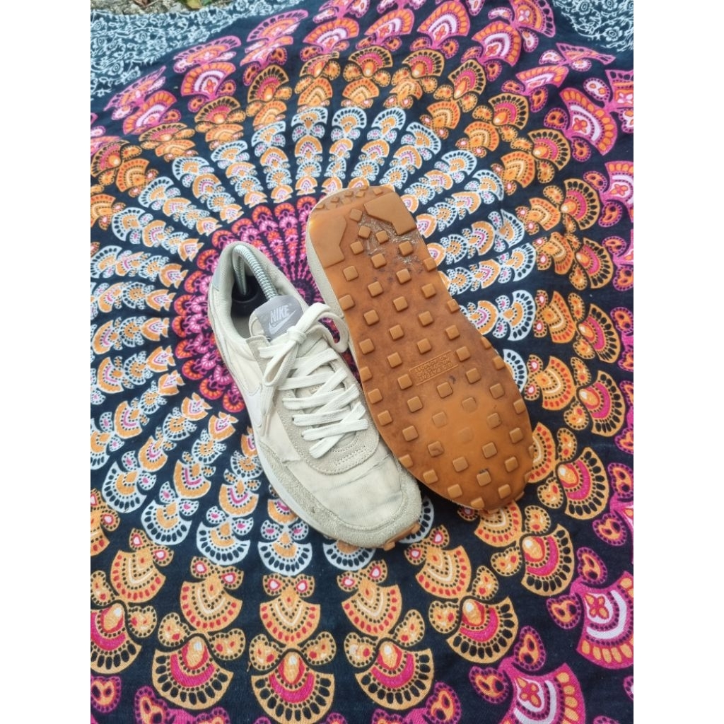 SEPATU SECOND DAYBREAK