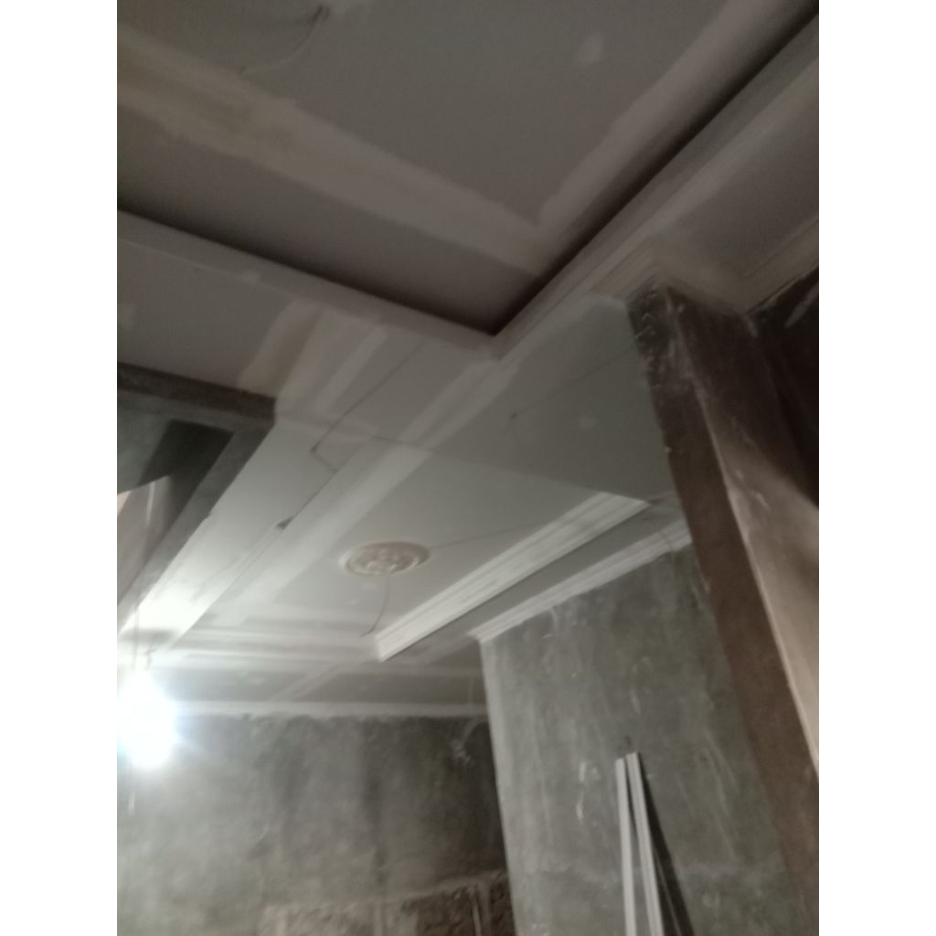 Plafon gypsum terpasang model drop ciling