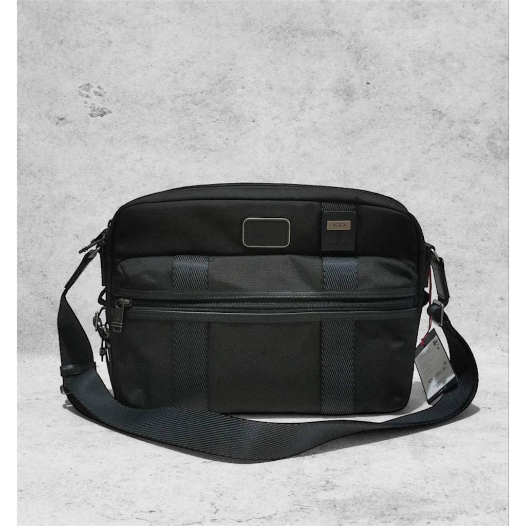Plateau Messenger Crossbody Canvas