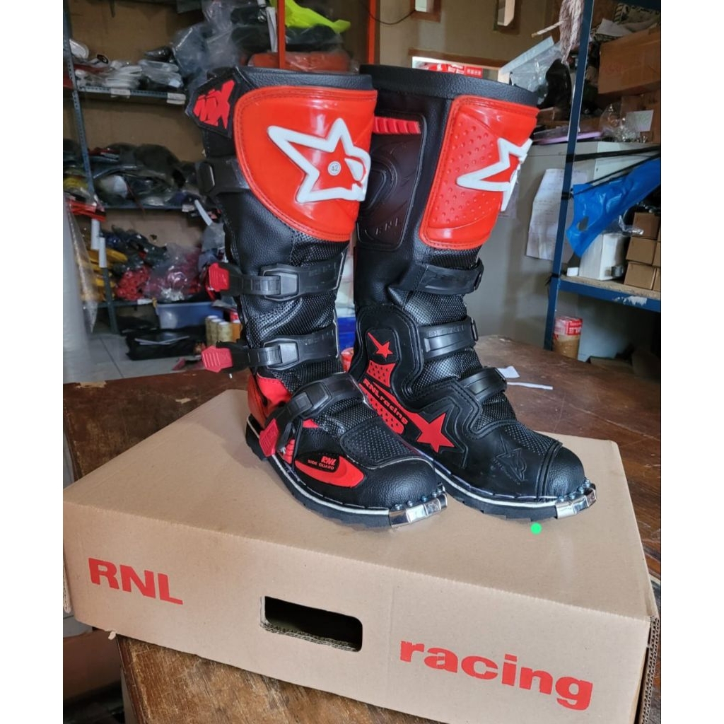 SEPATU CROSS TRAIL ADVENTUR RNL