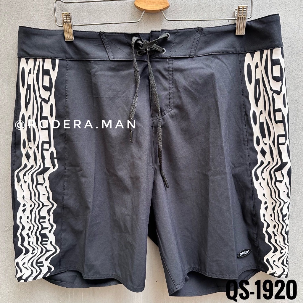 Oakley Celana Surfing Original QS1920