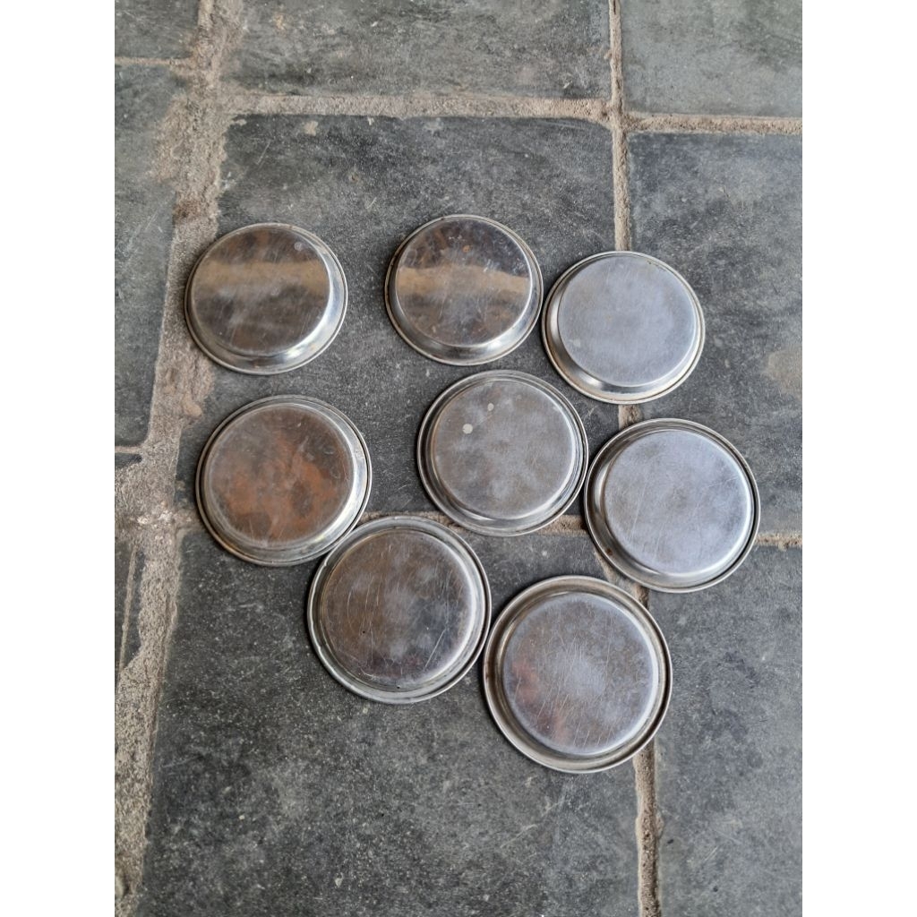 Lepek alas gelas stainless 8 cm motif jadul