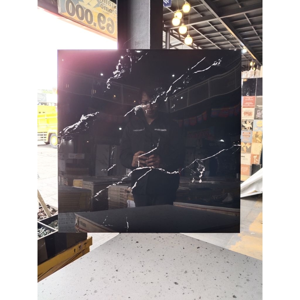 ARNA ARCELIO BLACK - GRANIT POLISHED MOTIF CARRARA UK 60X60