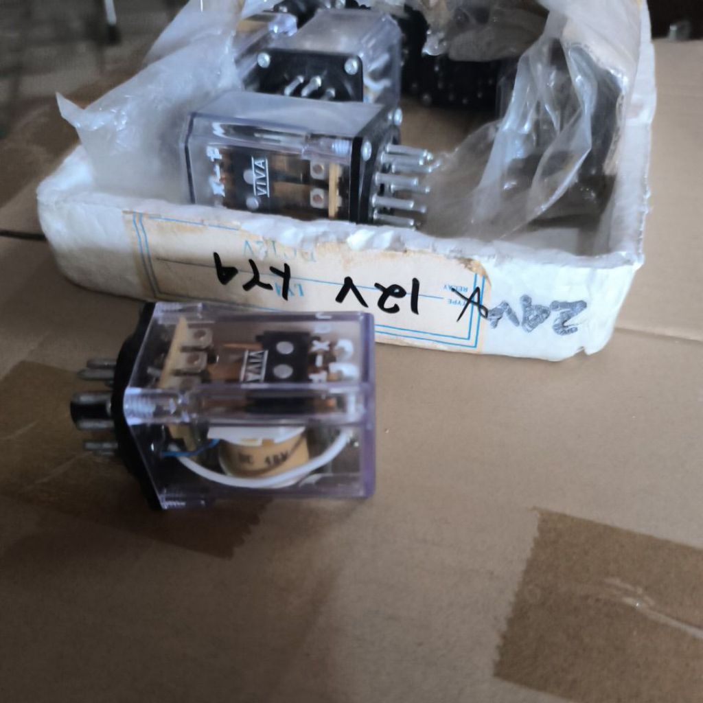 relay kaki 11 DC 48V sesuai photo