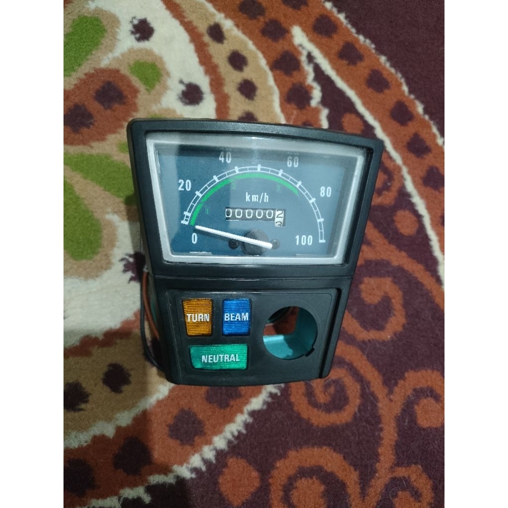 SPEEDOMETER SPIDO METER HONDA SUPER CUB C700 NOS TAIWAN
