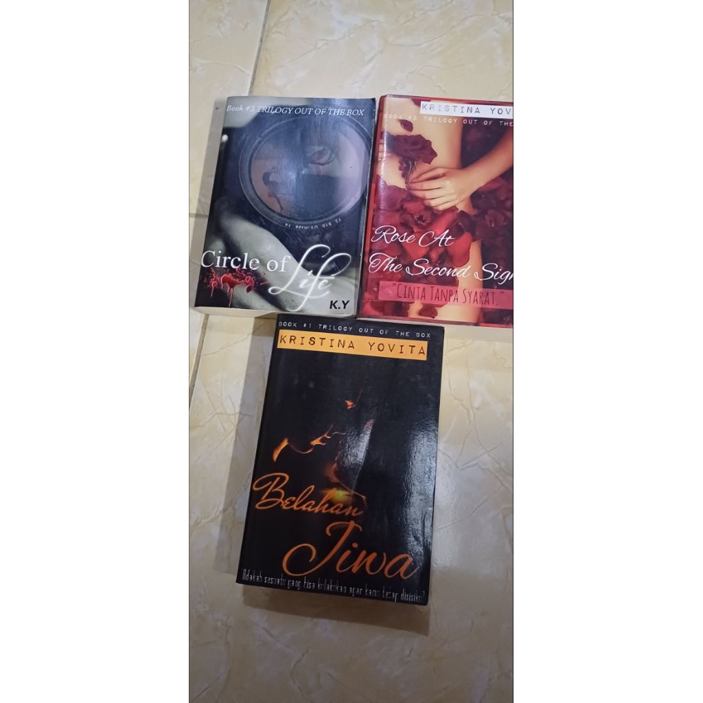 Set Trilogy Out Of The Box