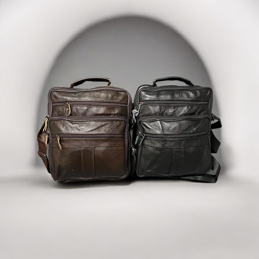 Tas selempang ukuran jumbo// bahan asli kulit// ukuran 30x25 cm// tas Import kekinian multifungsi// 