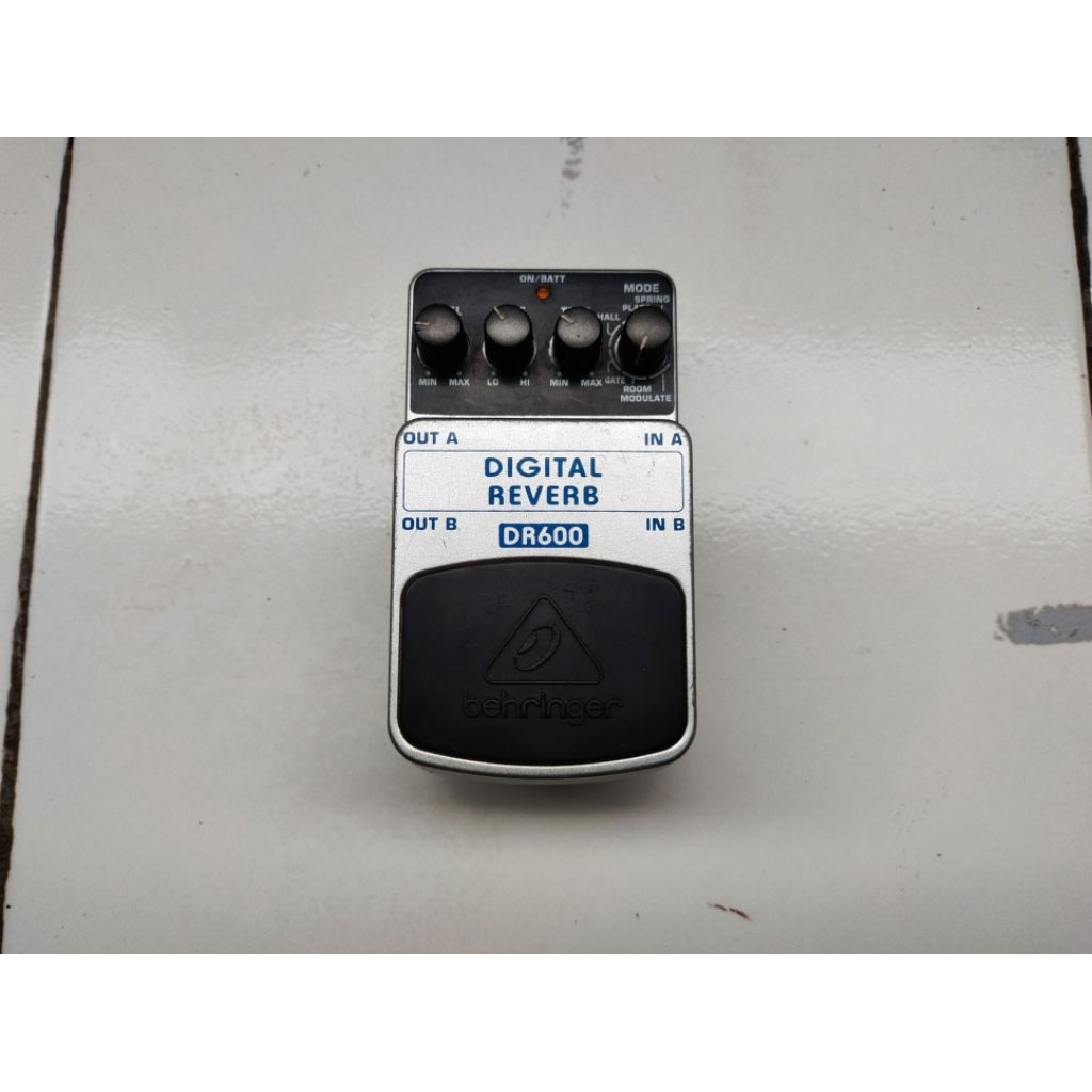 PEDAL EFEK GITAR BEHRINGER DR600 DIGITAL REVERB Efek Gitar Stompbox Analog Digital