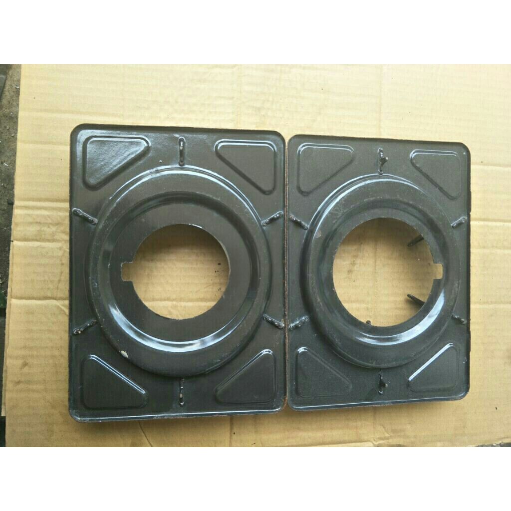 1 set tatakan bekas Quantum Original copotan kompor  kanan kiri