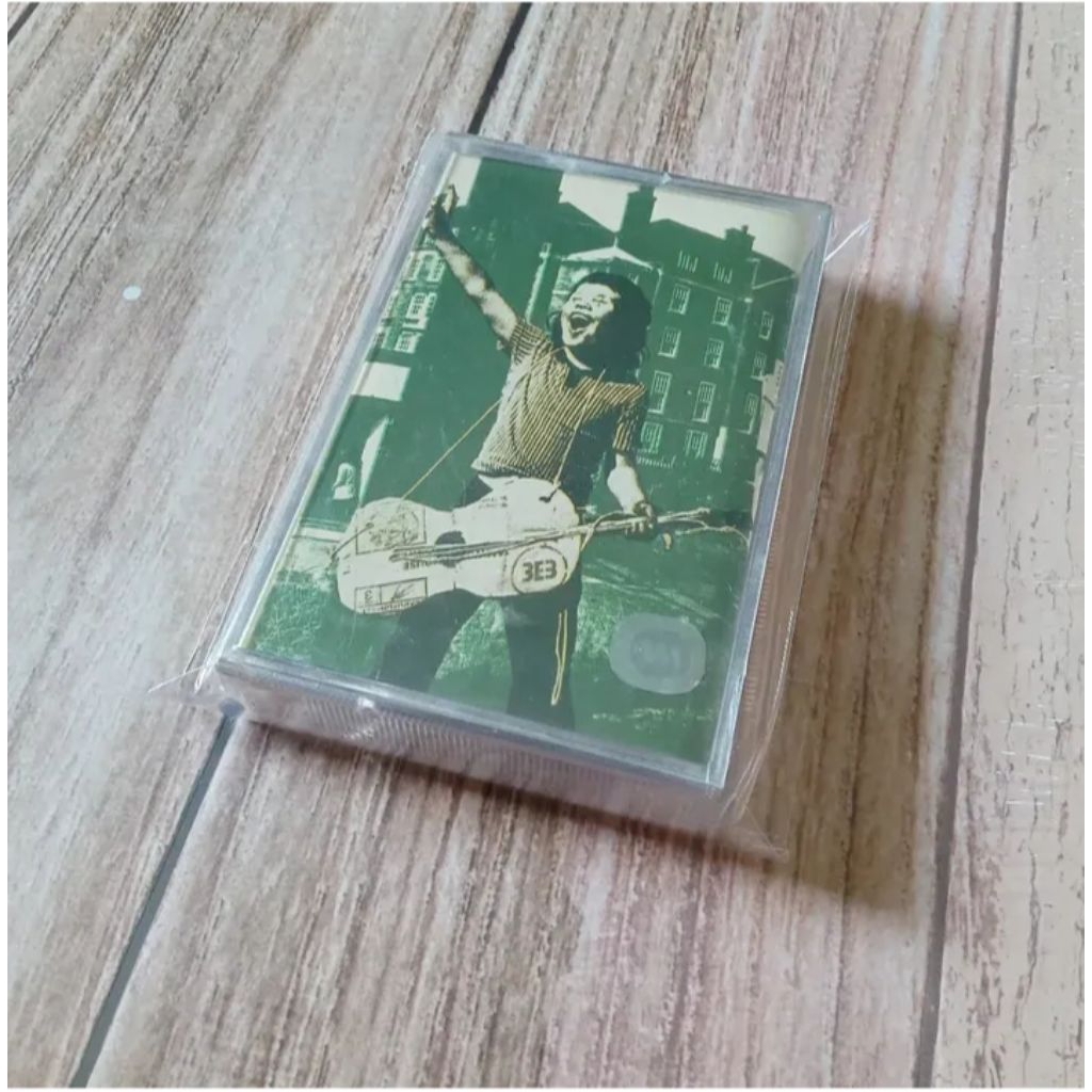 Third Eye Blind - Out of the Vein Kaset