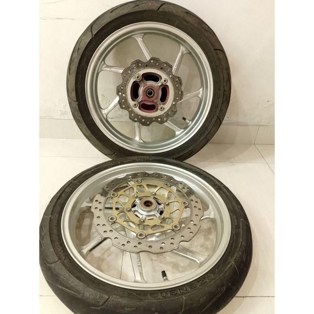 Velg set CBR 250RR - Wheel Assy CBR 250RR Original