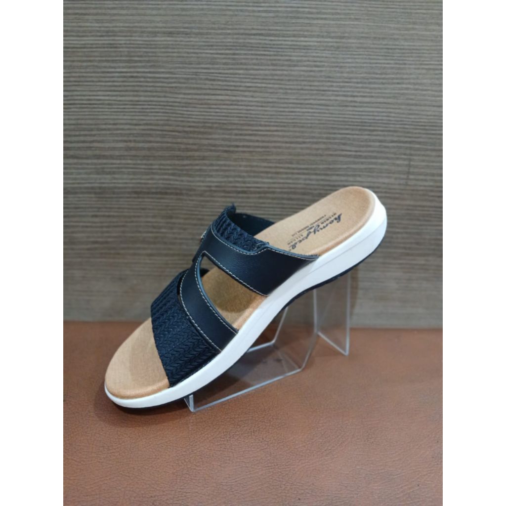 Sandal Wanita Dewasa Homyped Jasmine Luna N42 Hitam