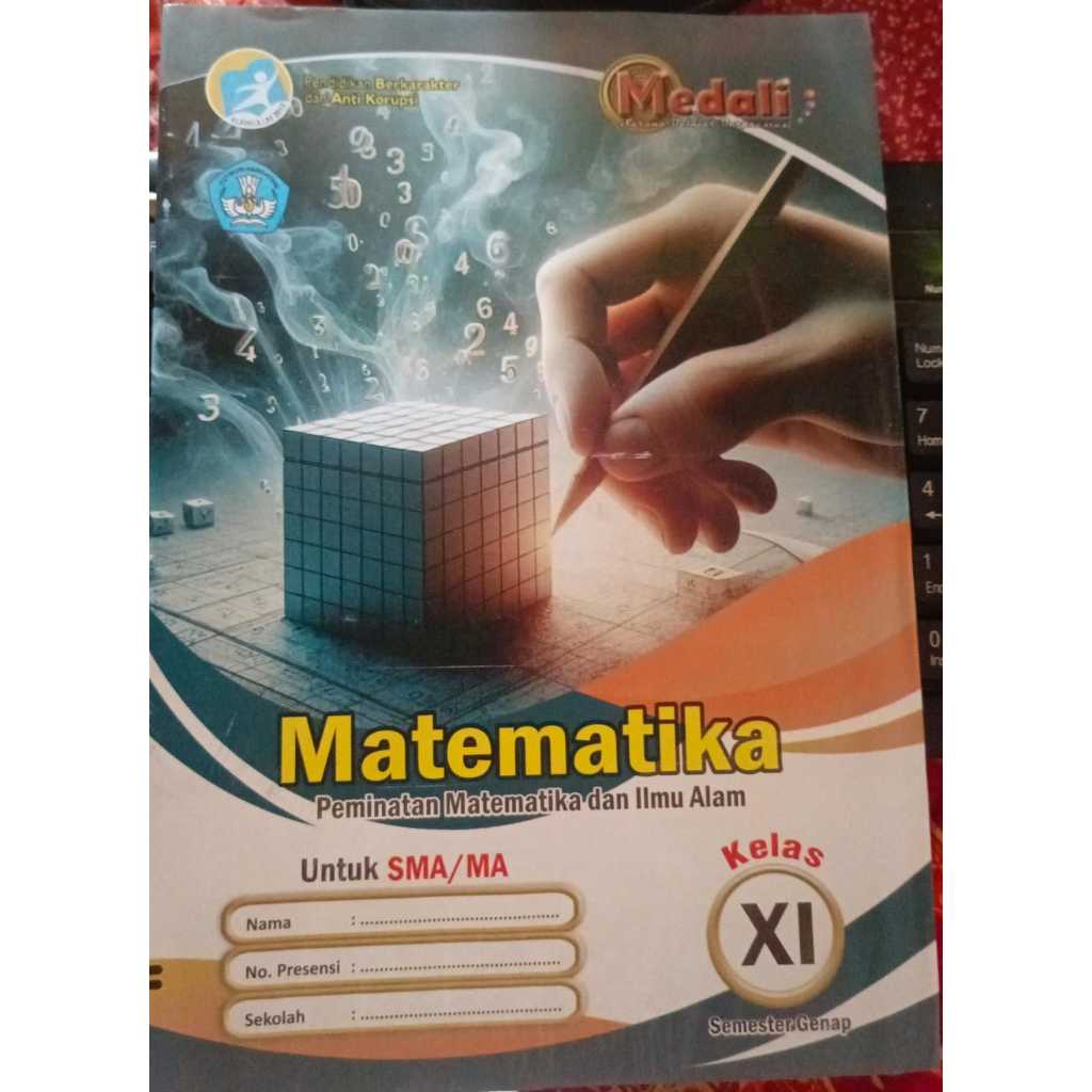 LKS MEDALI KELAS XI MATEMATIKA (IPA) MA KURIKULUM 2013