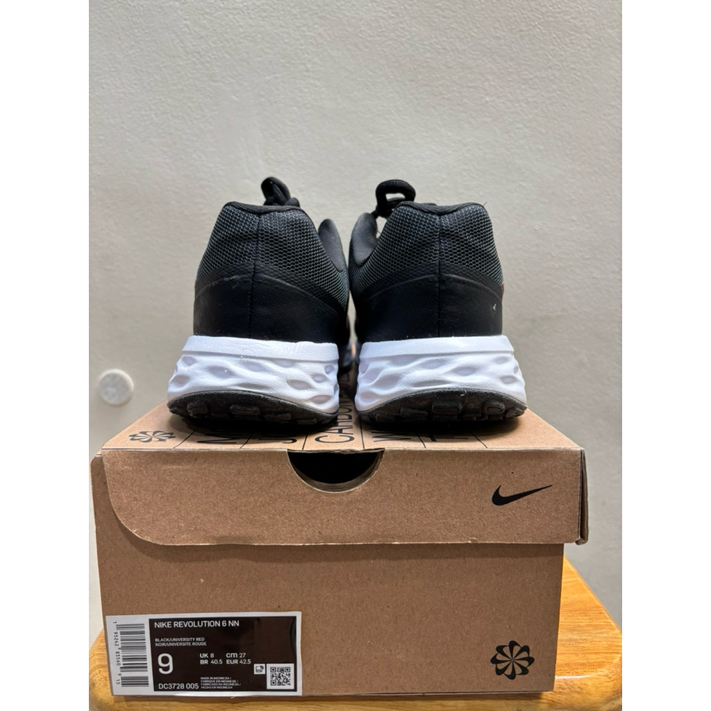 Nike Revolution 6 NN