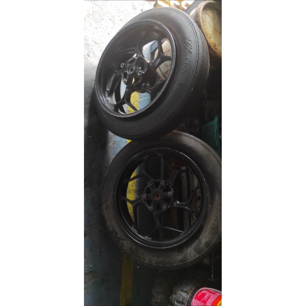 Velg Tapak lebar Old Cb150R/New megapeo