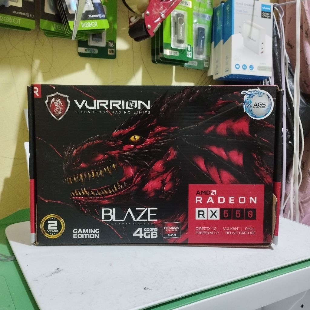 [Bekas] Dus VGA Vurrion AMD Radeon RX550 4GB  - Kotak Kardus Lama - Kondisi Sesuai Foto - 0ri9inaI