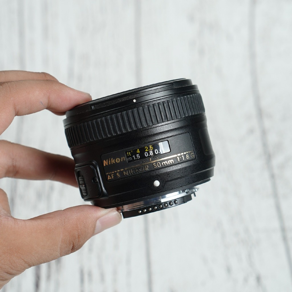 Lensa Fix Nikon 50MM F 1.8